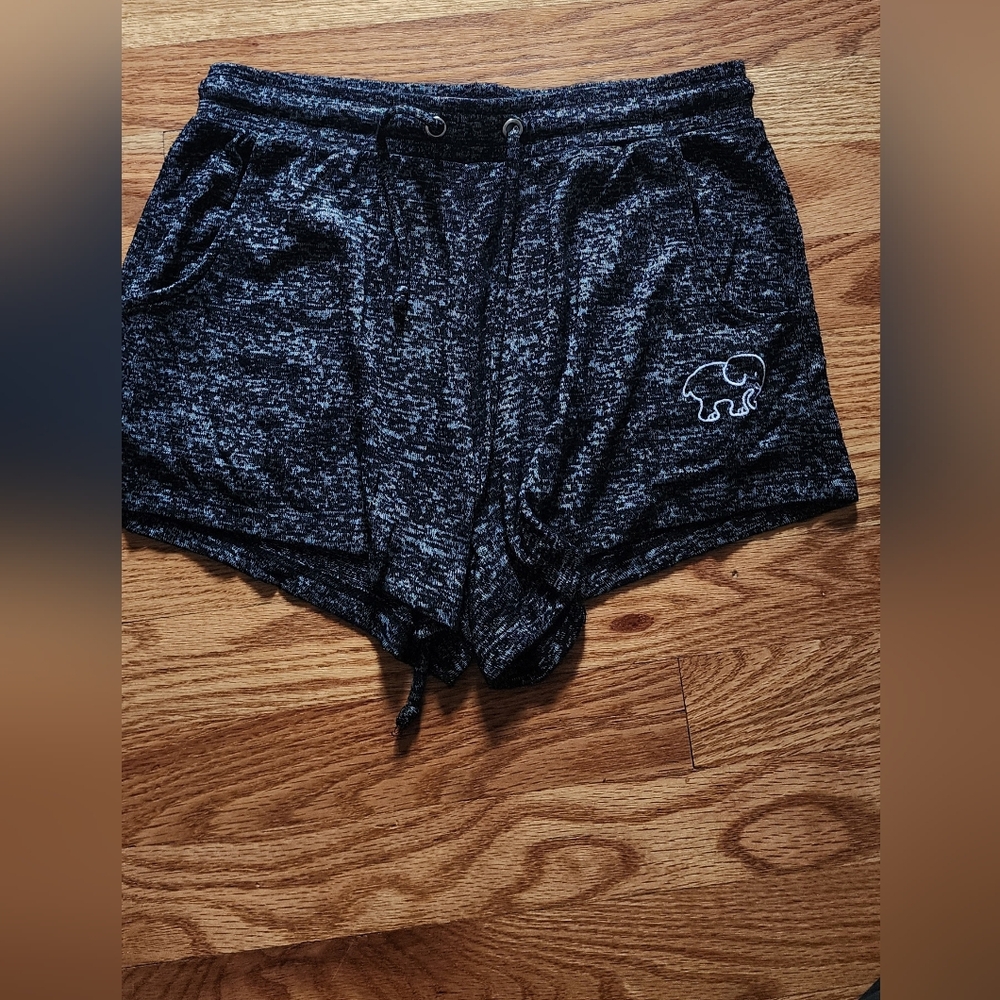 ivory ella Black Heather Women's Athletic Lounge Shorts